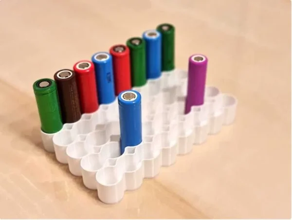 Caixa Organizadora para 40 Baterias 18650 – Impressão 3D Resistente